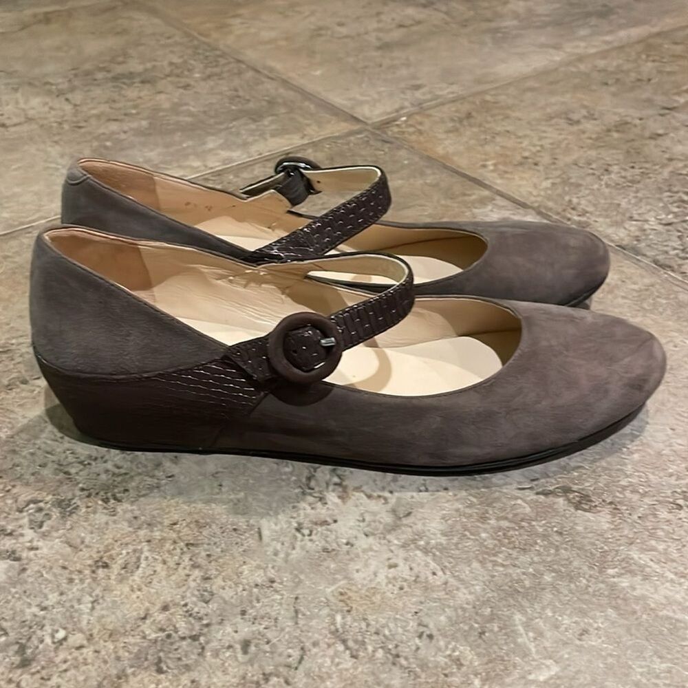 Amalfi by Rangoni Taupe Brown Suede Leather Wedge Mary Jane Shoe Womens 8.5N - Picture 10 of 13